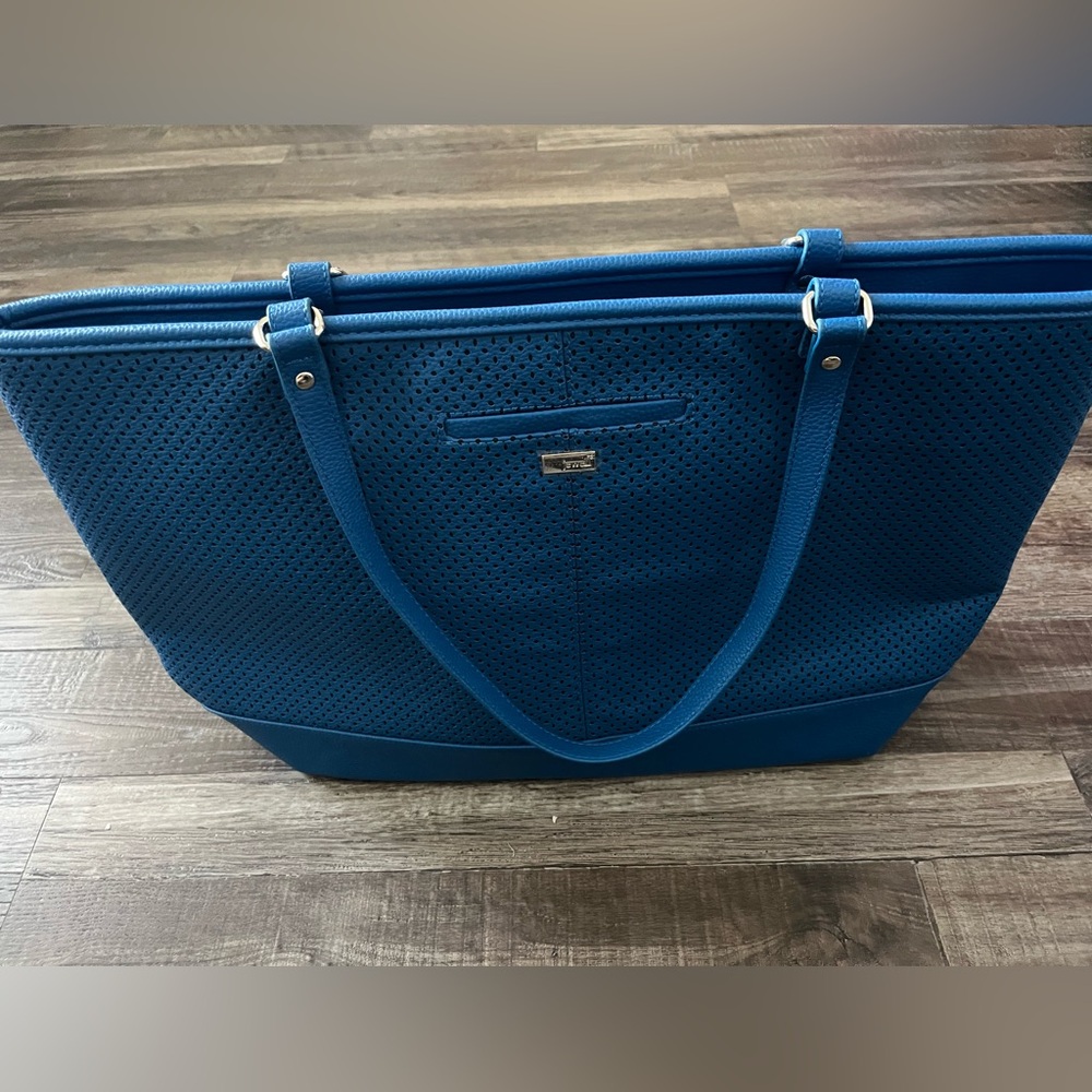 Style Setter Tote by Thirty-One Cobalt Petal Punch